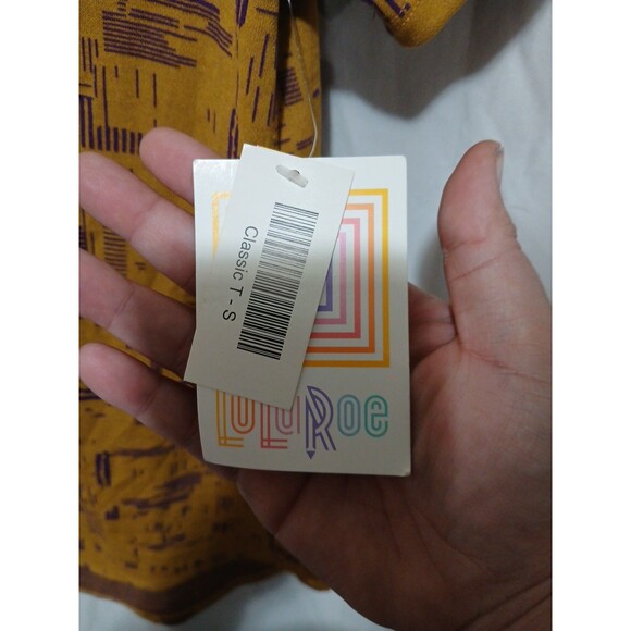 LuLaRoe Women’s Size S Yellow/Purple Abstract Classic T-Shirt NWT - Picture 5 of 8